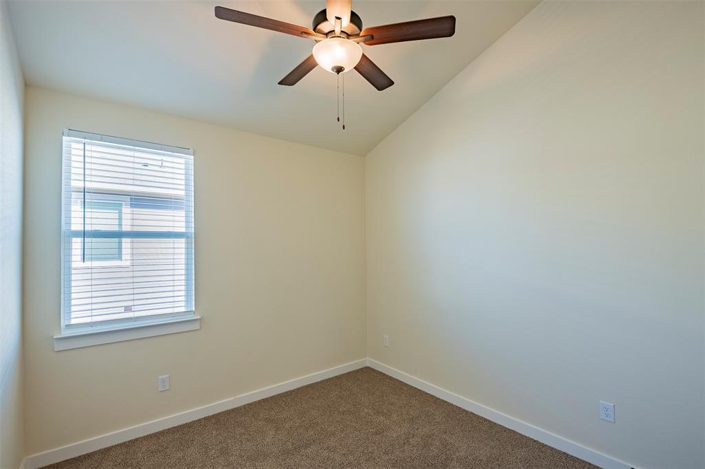 645 Wheatfield Drive Property Photo 6
