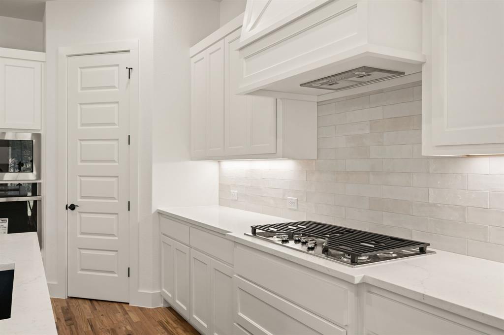704 Blackbird Drive Property Photo 18