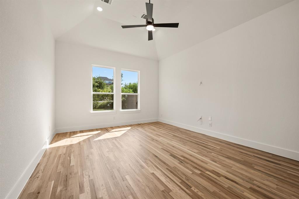 704 Blackbird Drive Property Photo 22