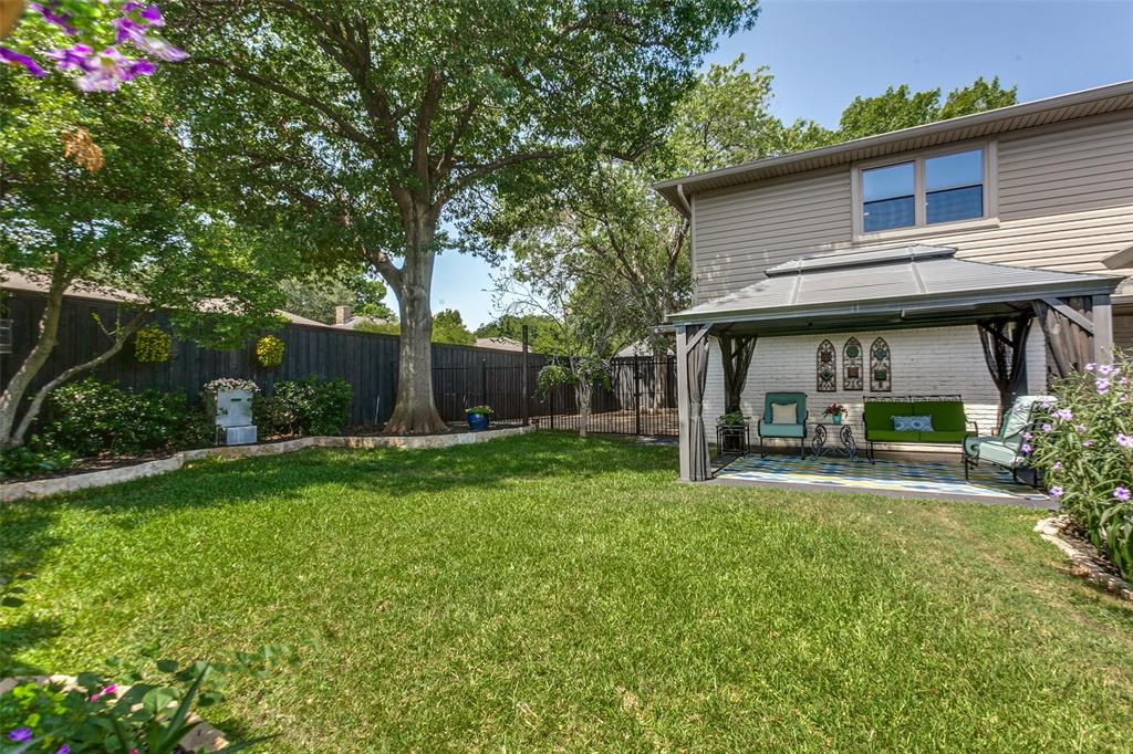 9108 Clayco Drive Property Photo 3