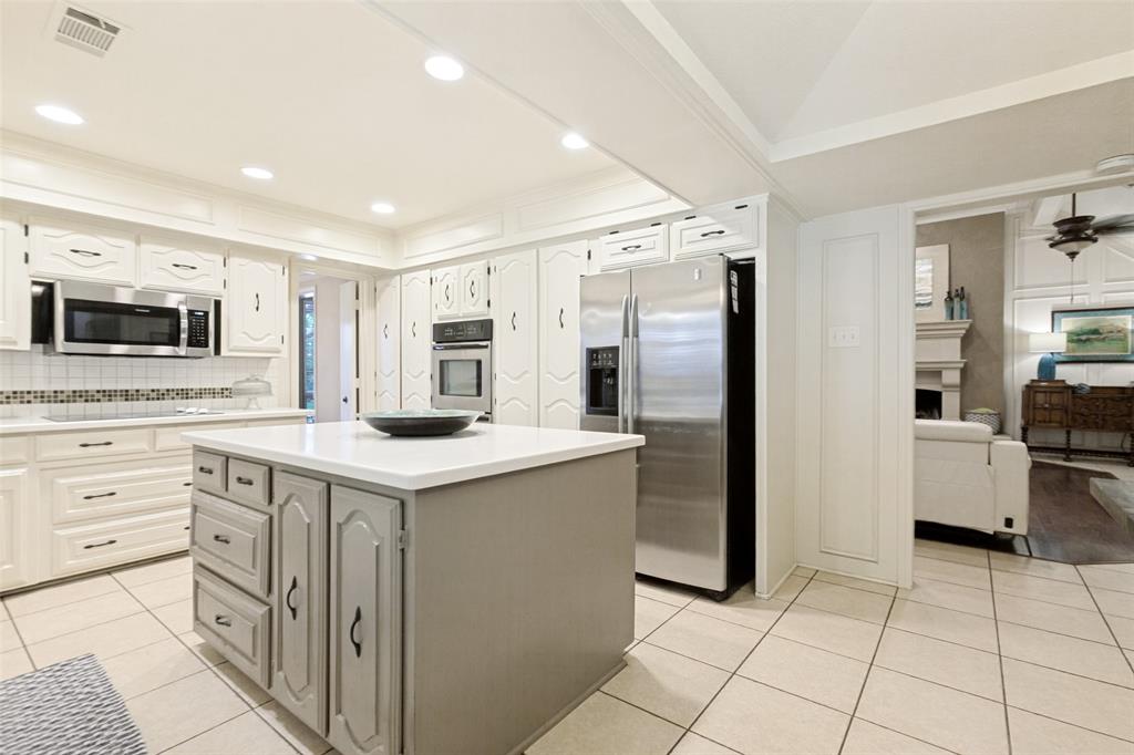 9108 Clayco Drive Property Photo 12