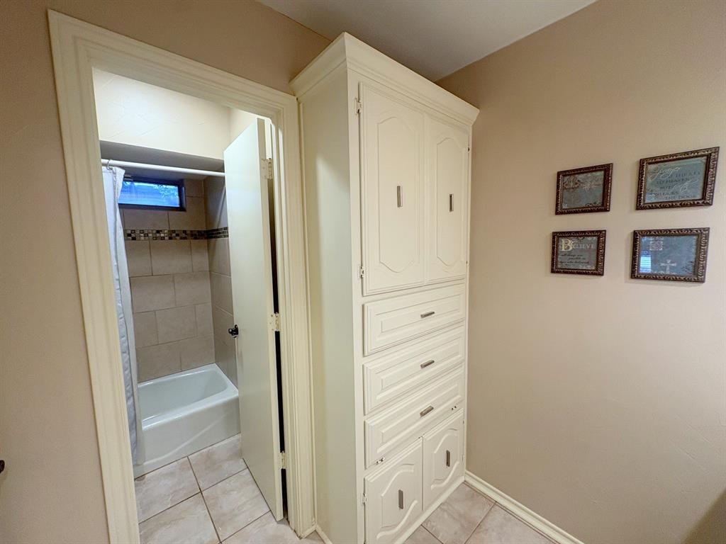 9108 Clayco Drive Property Photo 27