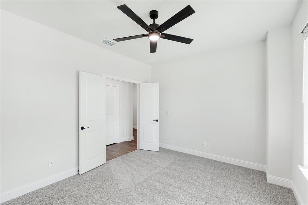 549 Red Maple Road Property Photo 7