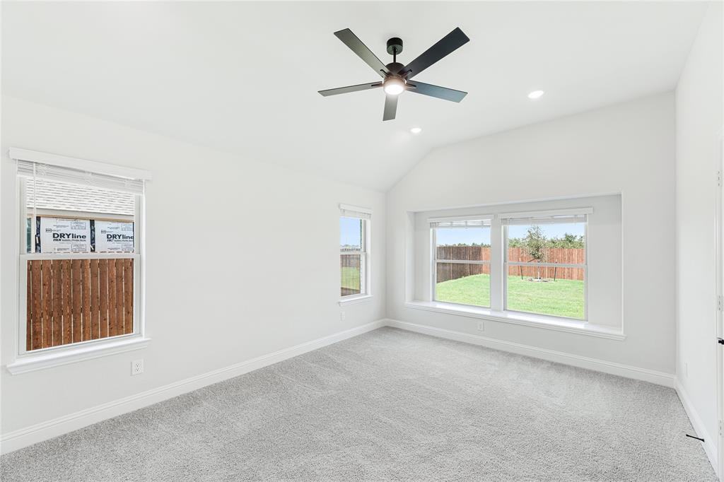 549 Red Maple Road Property Photo 16
