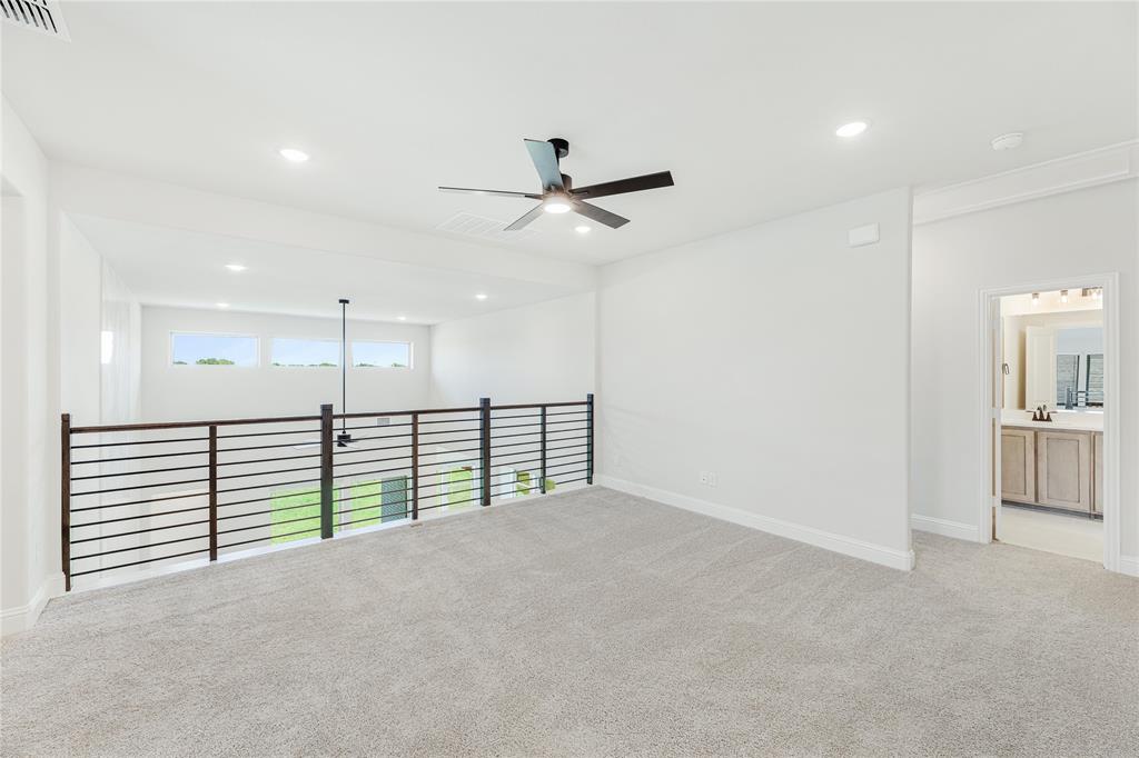 549 Red Maple Road Property Photo 21