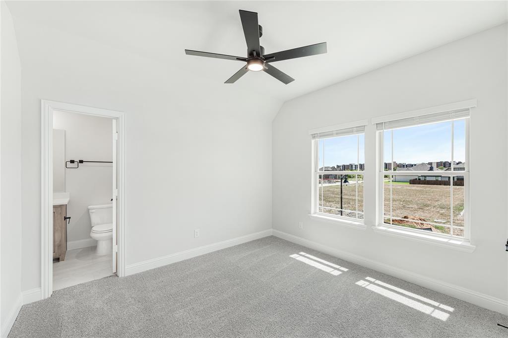 549 Red Maple Road Property Photo 30