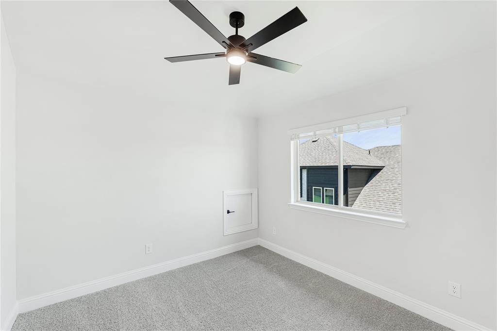 549 Red Maple Road Property Photo 31