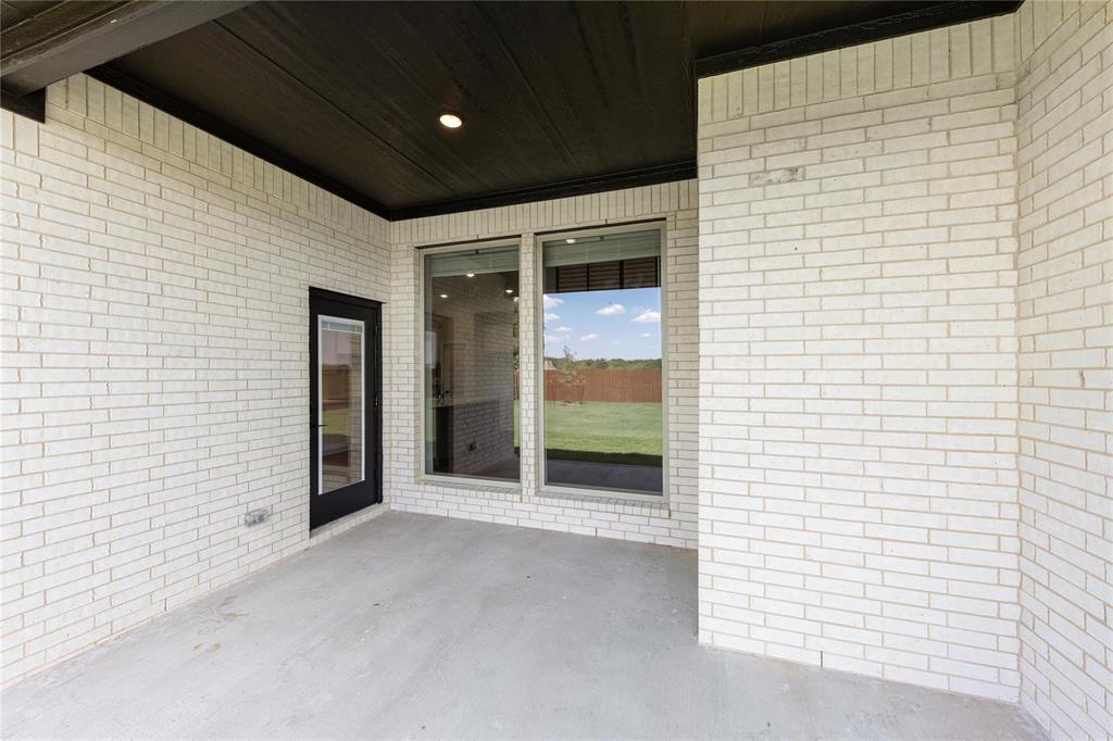 549 Red Maple Road Property Photo 32