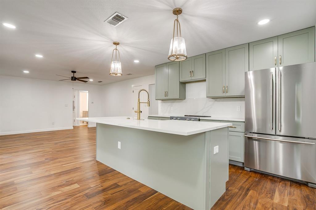 220 Rolling Hills Drive Property Photo 15