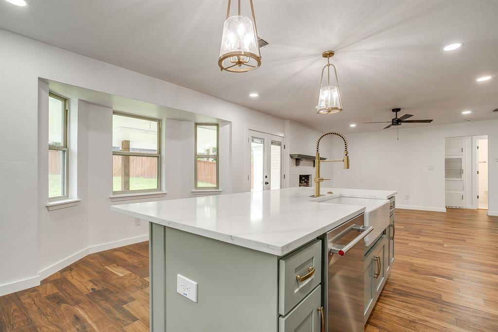 220 Rolling Hills Drive Property Photo 16