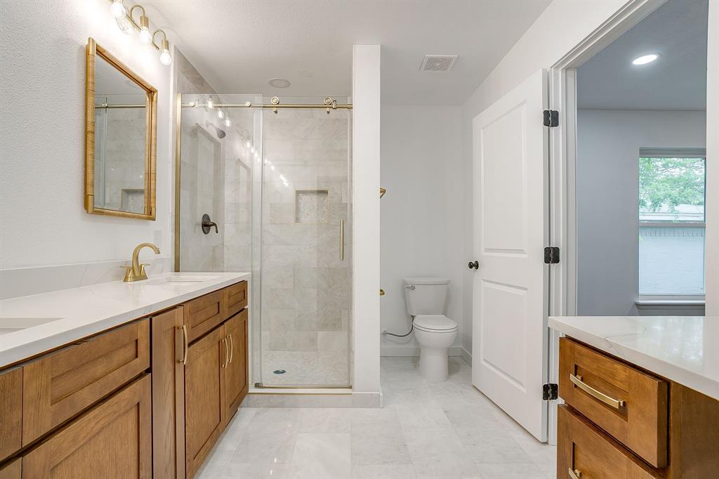 220 Rolling Hills Drive Property Photo 29