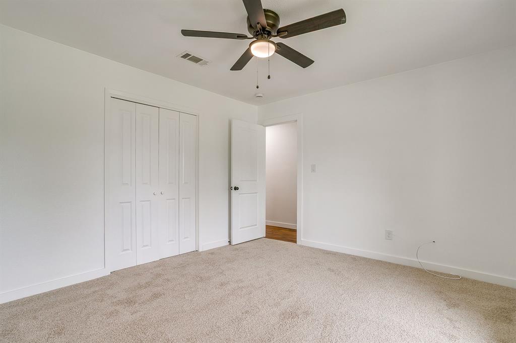 220 Rolling Hills Drive Property Photo 31