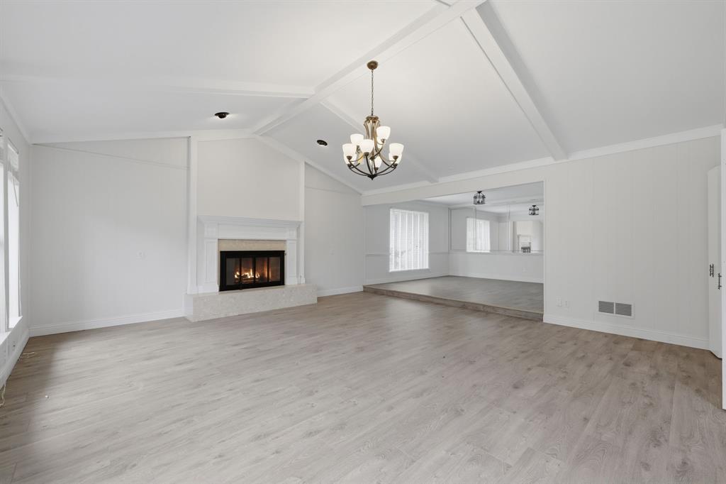 6908 Heatherknoll Drive Property Photo 6