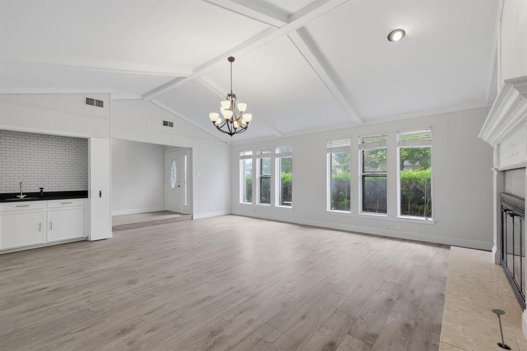 6908 Heatherknoll Drive Property Photo 10