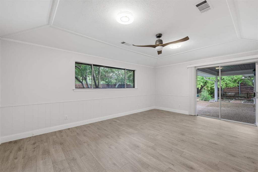 6908 Heatherknoll Drive Property Photo 19