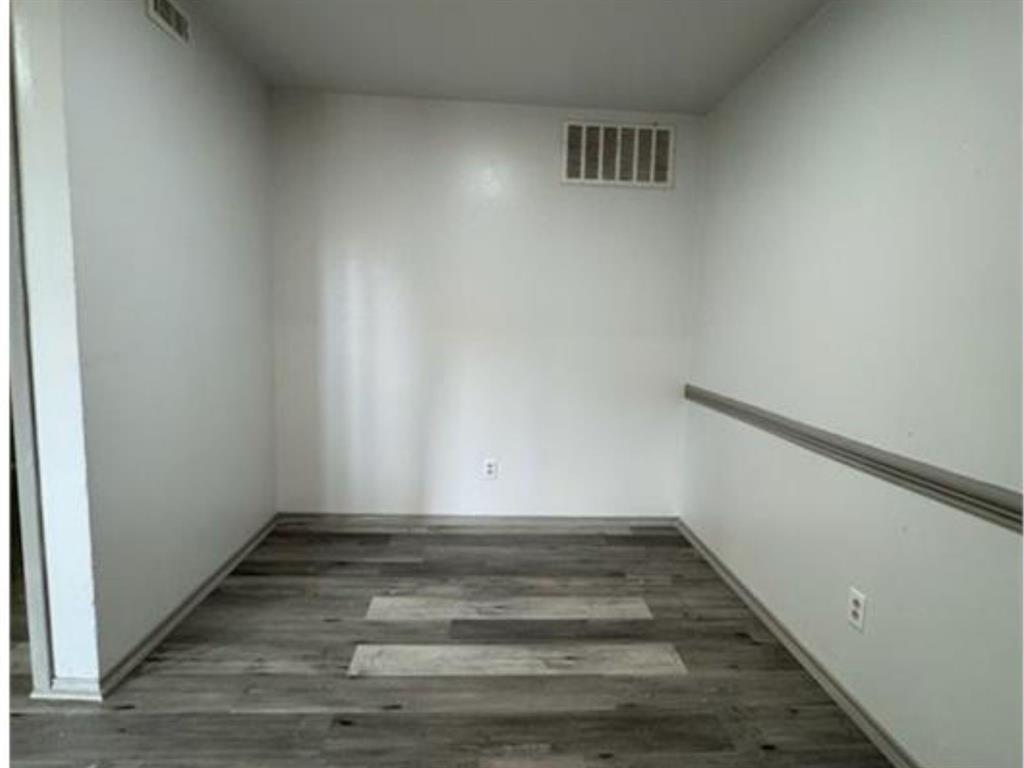 5645 Gaston Avenue 214 Property Photo 2