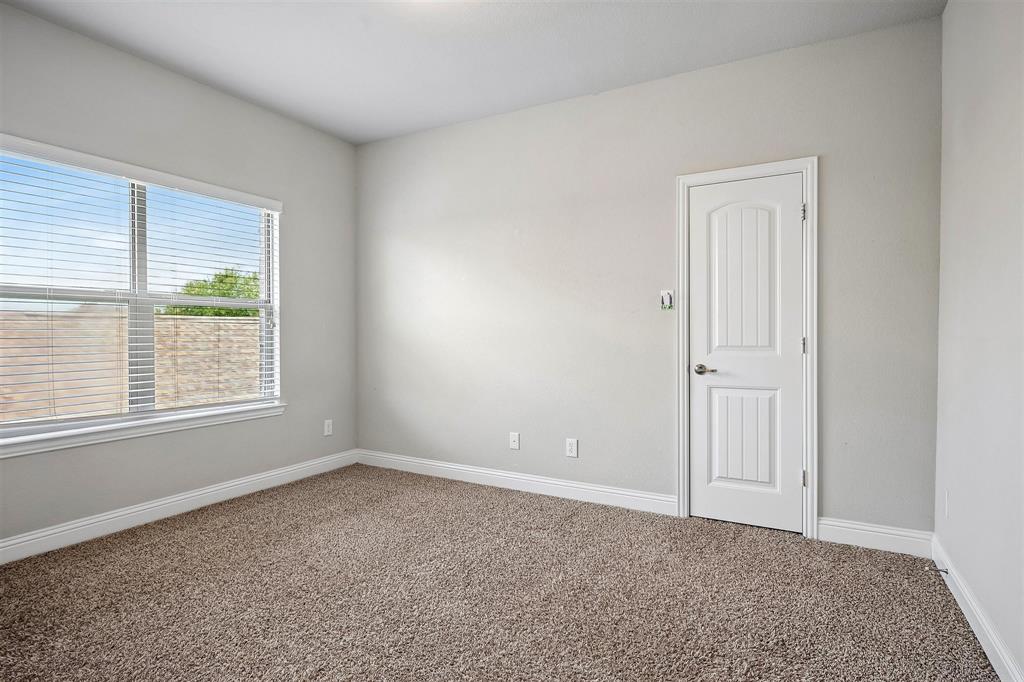 870 Sagebrush Drive Property Photo 30