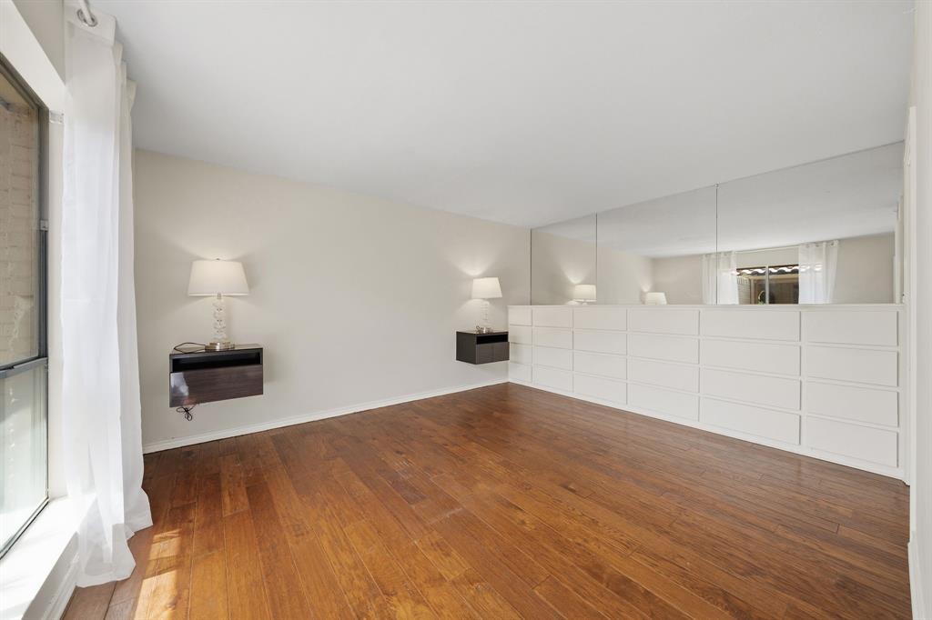 416 Forest Grove Drive Property Photo 13