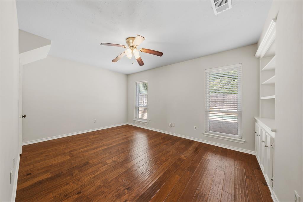 416 Forest Grove Drive Property Photo 17