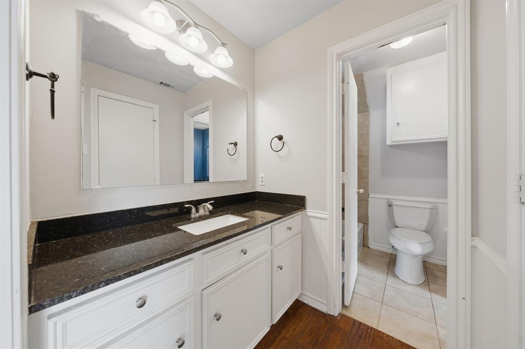 416 Forest Grove Drive Property Photo 18
