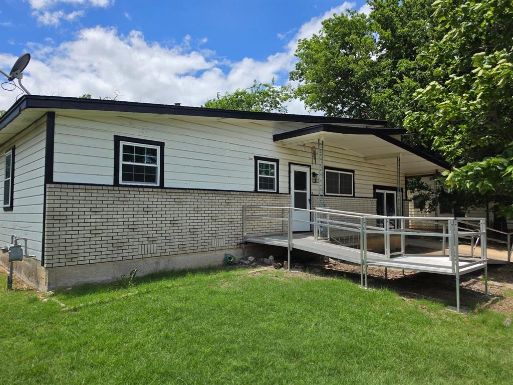 2311 Terrace Drive Property Photo 1