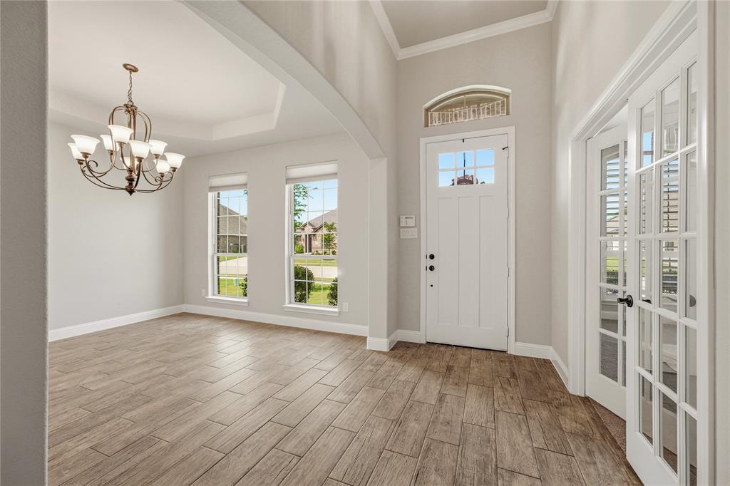 1086 Mickelson Drive Property Photo 3