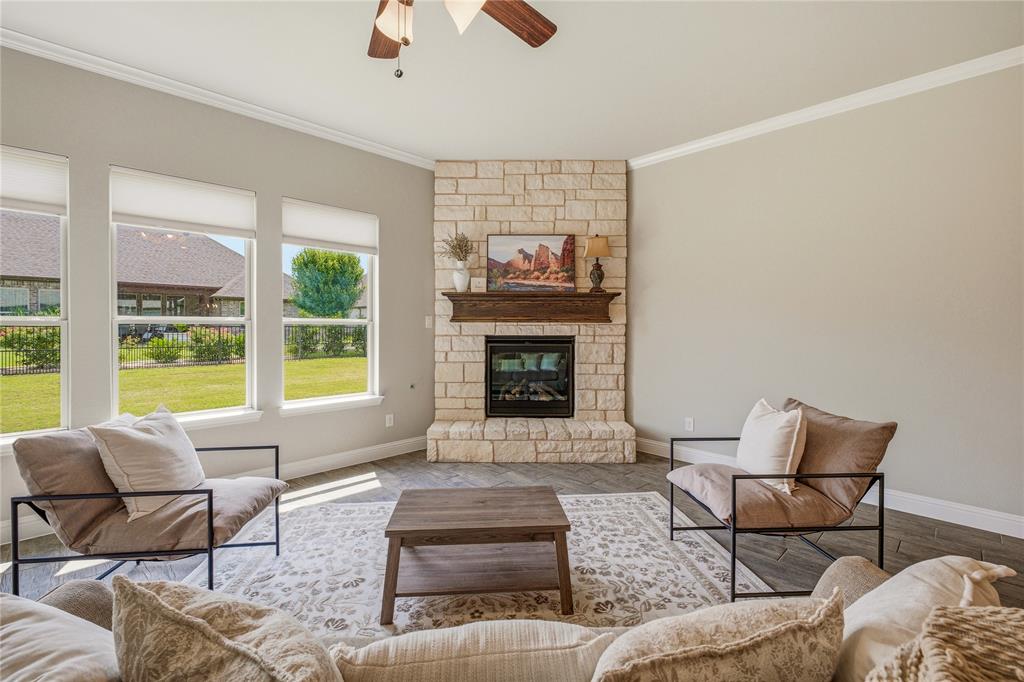1086 Mickelson Drive Property Photo 12