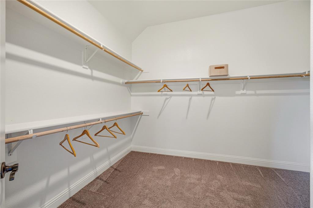1086 Mickelson Drive Property Photo 18