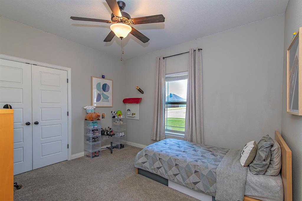 815 Chestnut Grove Drive Property Photo 12