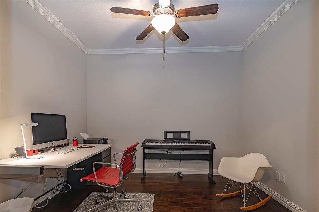 815 Chestnut Grove Drive Property Photo 17