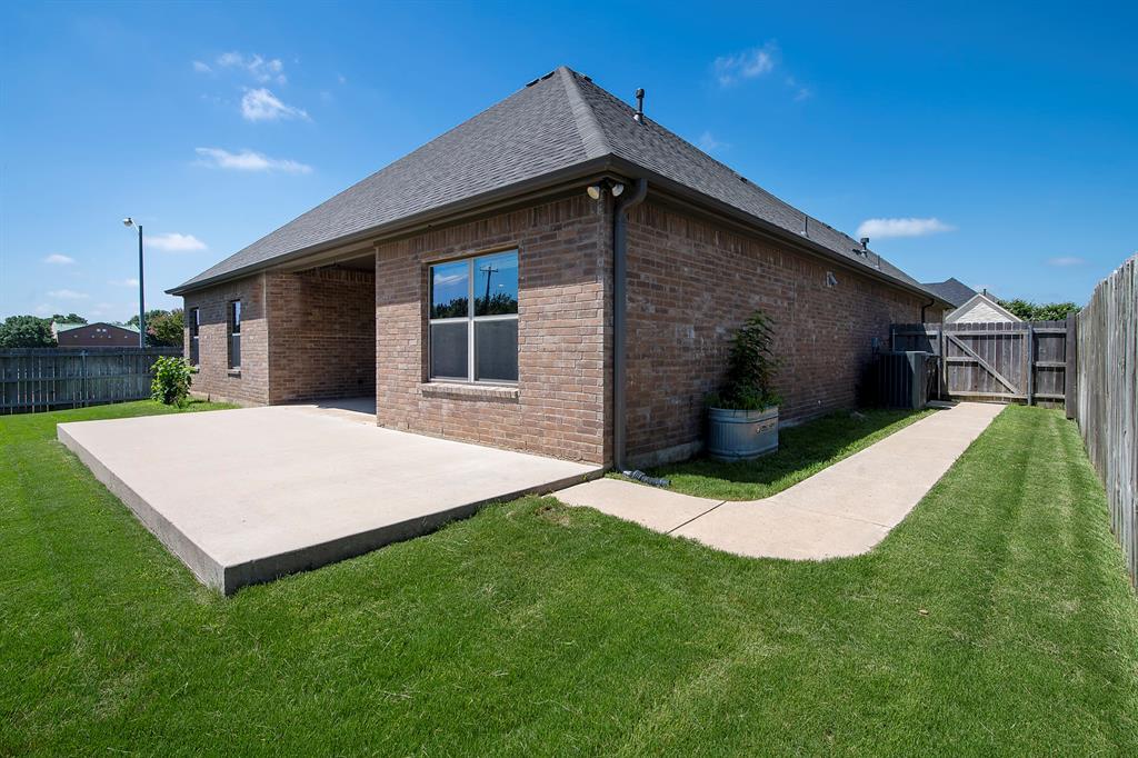 815 Chestnut Grove Drive Property Photo 19
