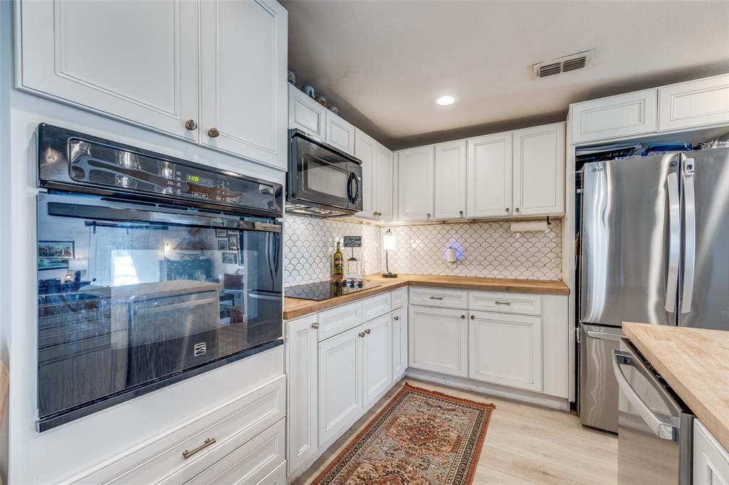 1322 Sears Street Property Photo 12