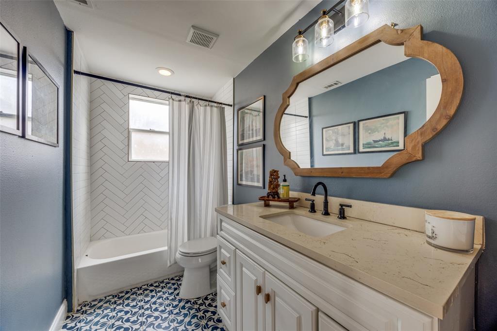 1322 Sears Street Property Photo 13
