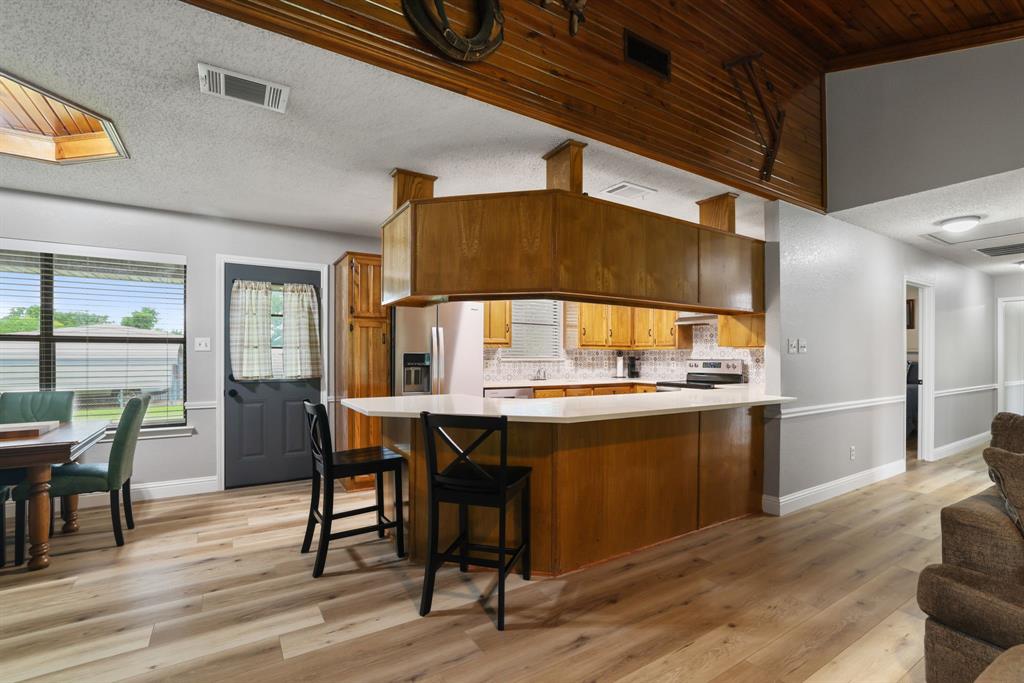 2515 Taylor Boulevard Property Photo 7
