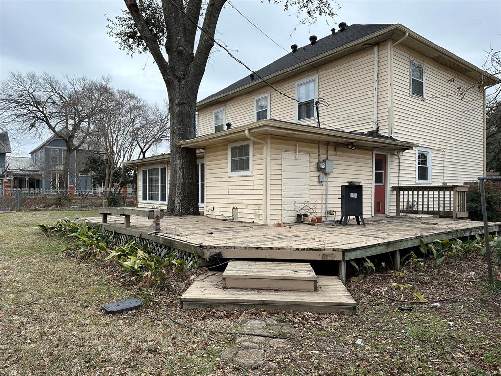 509 E Main Street Property Photo 3