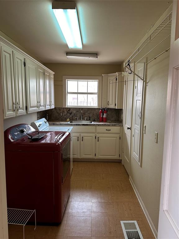 509 E Main Street Property Photo 16