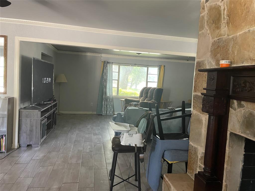 236 Hallbrook Drive Property Photo 12