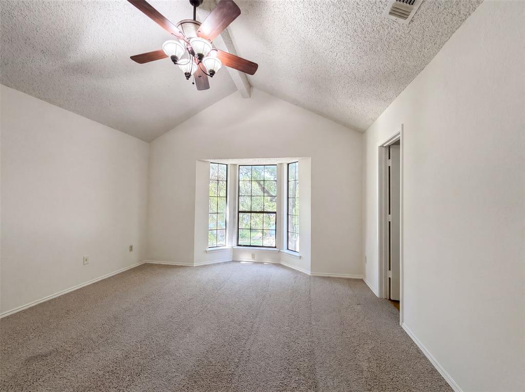 3805 Brookfield Drive Property Photo 4
