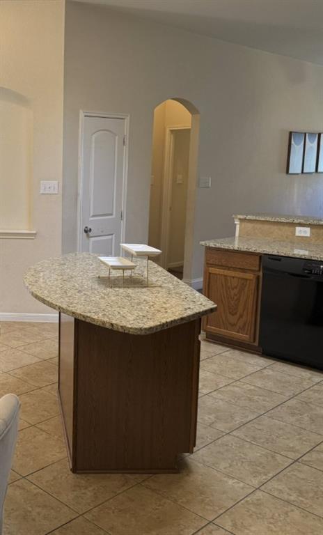 2760 Indian Oak Drive Property Photo 12
