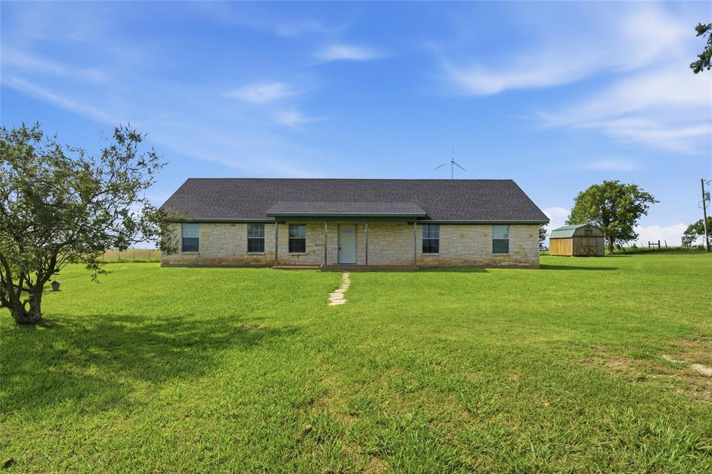 1727 Lcr 124 Property Photo 1