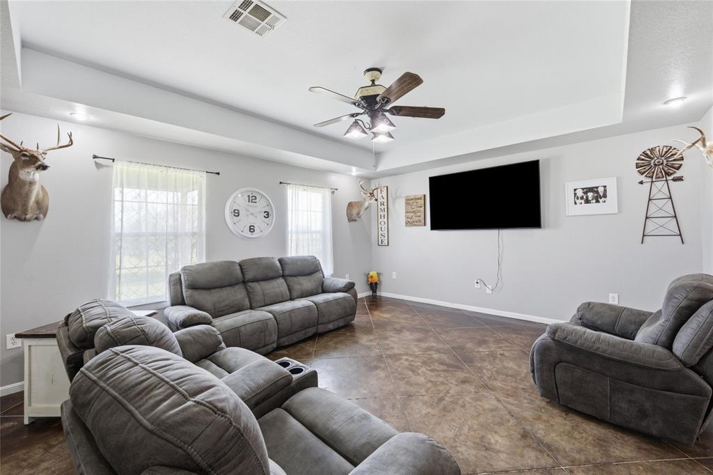 1727 Lcr 124 Property Photo 2