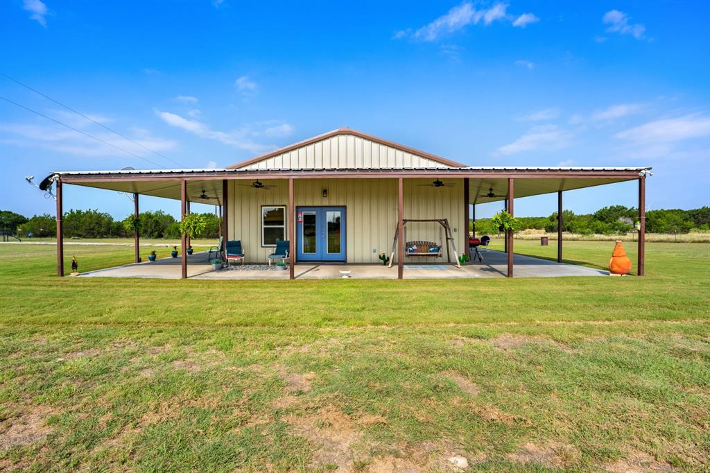 1795 County Road 2730 Property Photo 2