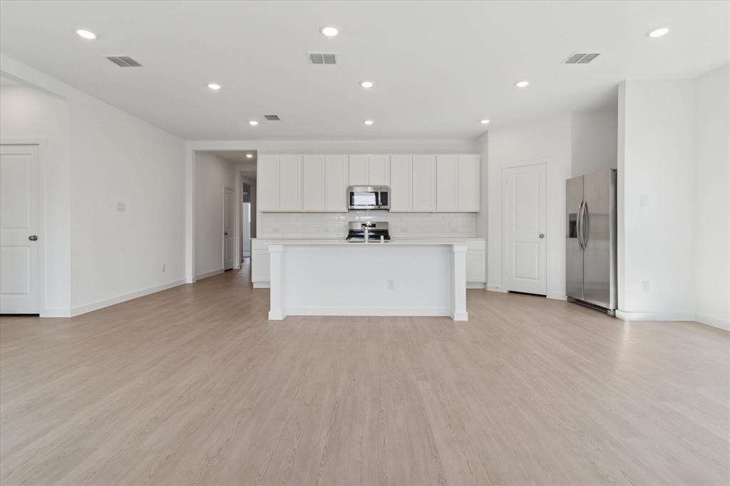 1805 Alpine Larch Lane Property Photo 7