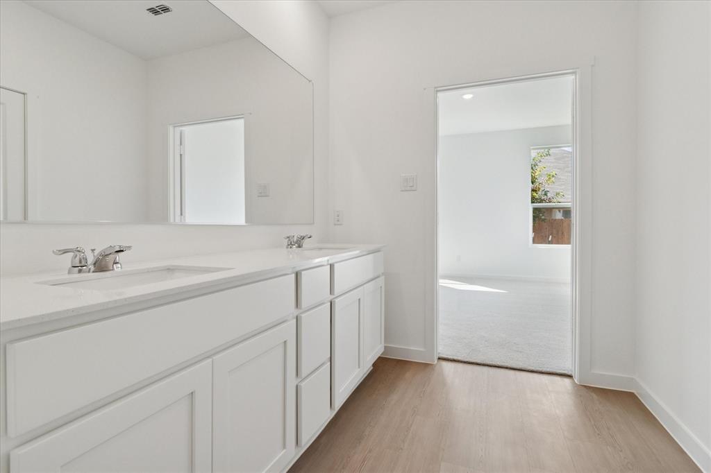 1805 Alpine Larch Lane Property Photo 19