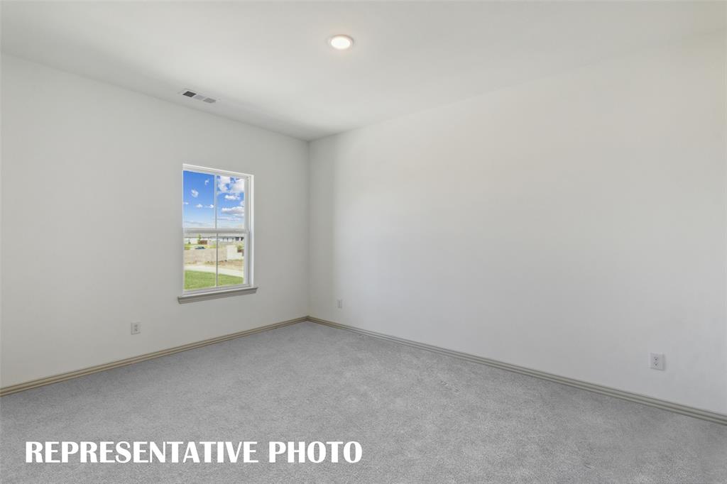 1038 Splitrock Drive Property Photo 13