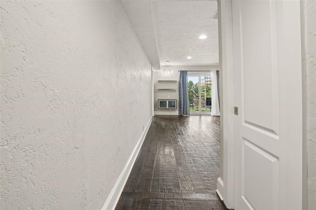 1503 Signal Ridge Place Property Photo 5