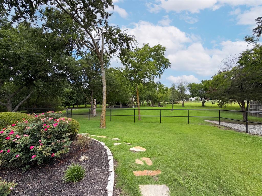 1908 Fairway Lane Property Photo 31