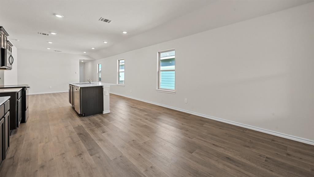 5823 Blue Sky Drive Property Photo 20