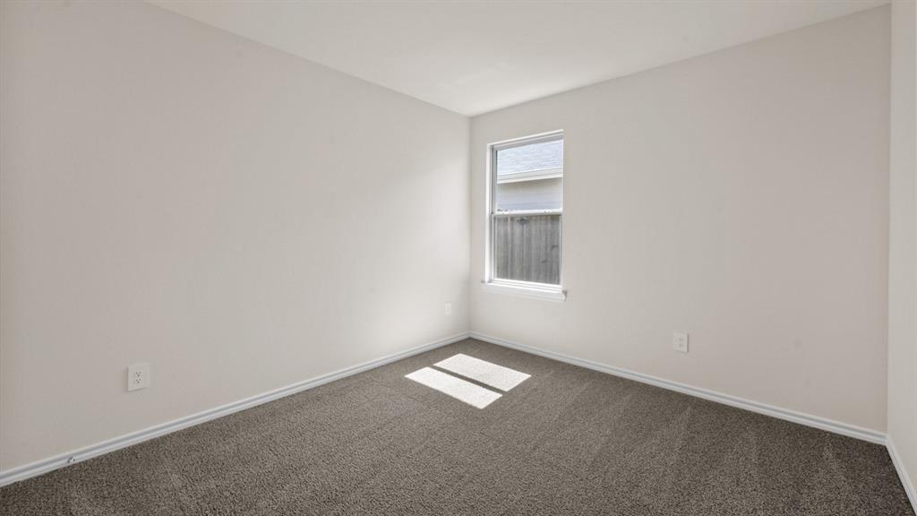 5823 Blue Sky Drive Property Photo 33