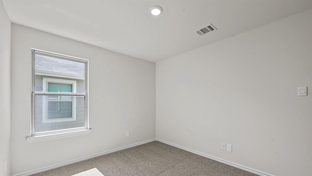 5823 Blue Sky Drive Property Photo 34